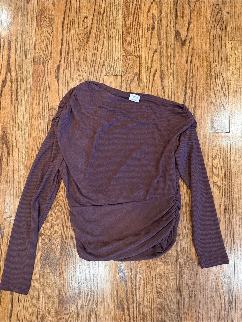 Ribbed Long Sleeve Top in brown -
